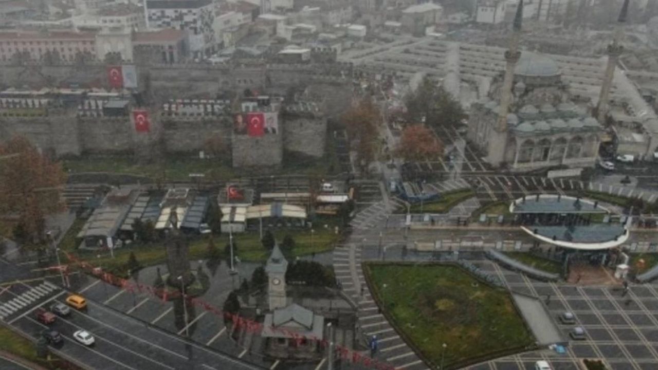 Kayseri kışlıklarını çıkarıyor!