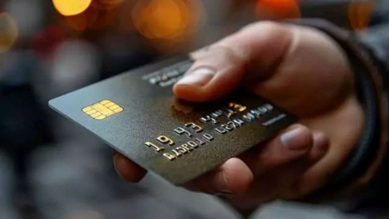 7 bin TL üzeri alışverişlere dikkat: Banka ya da kredi kartı zorunluluğu geliyor!