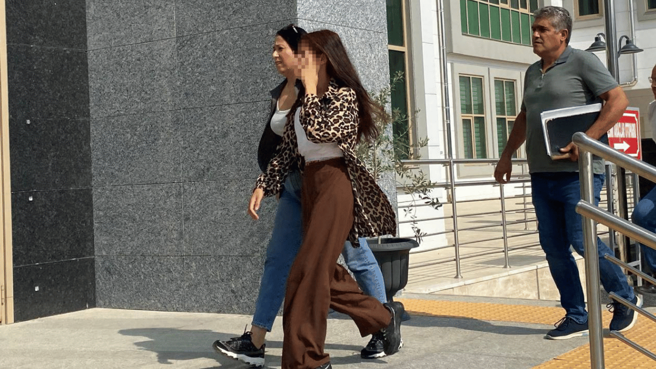 Kılık değiştiren küçücük kızlar bakın ne yapmış?