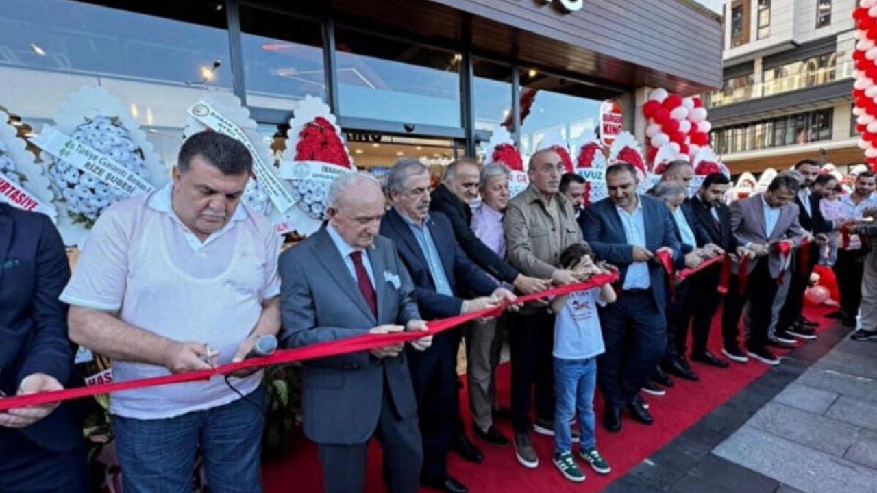 AK Parti'de Burger King Krizi! Taşlar Yerinden Oynuyor