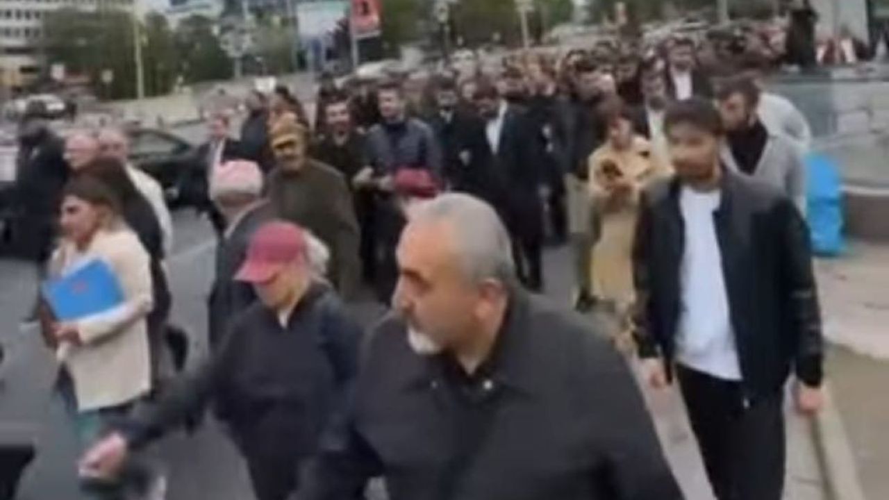 Ankara’da Hareketli Dakikalar: Kayserili Vekil Bakanlığa Yürüyor!