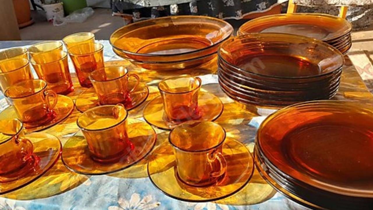 Eski diye çöpe atan pişman olacak! Bu tabaklar artık antika ve servet değerinde