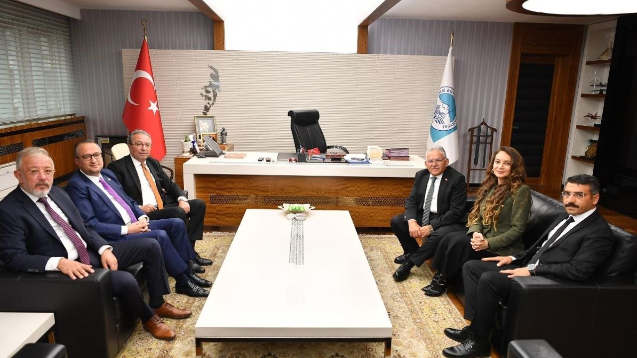 Yeni baro başkanından Büyükkılıç'a ziyaret