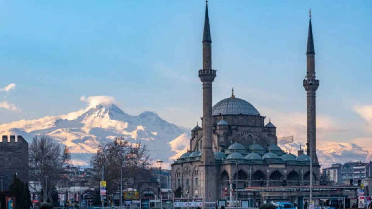 Kayseri Namaz Vakitleri-17 Ekim 2024
