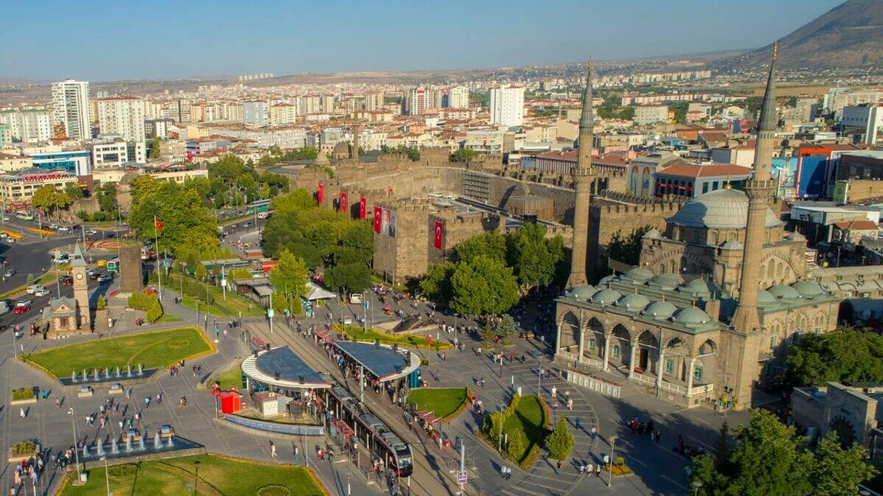 Kayseri namaz vakitleri- 28 Ekim 2024
