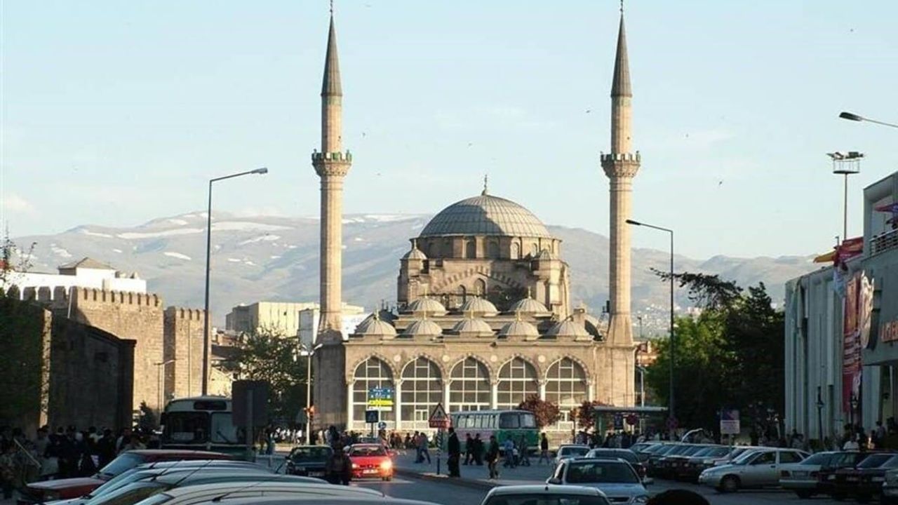 Kayseri namaz vakitleri- 21 Ekim 2024