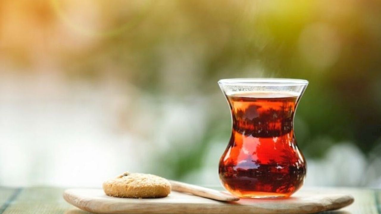 Çayı böyle içiyorsanız risk altında olabilirsiniz!