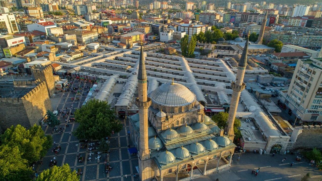 Kayseri namaz vakitleri- 27 Ekim 2024