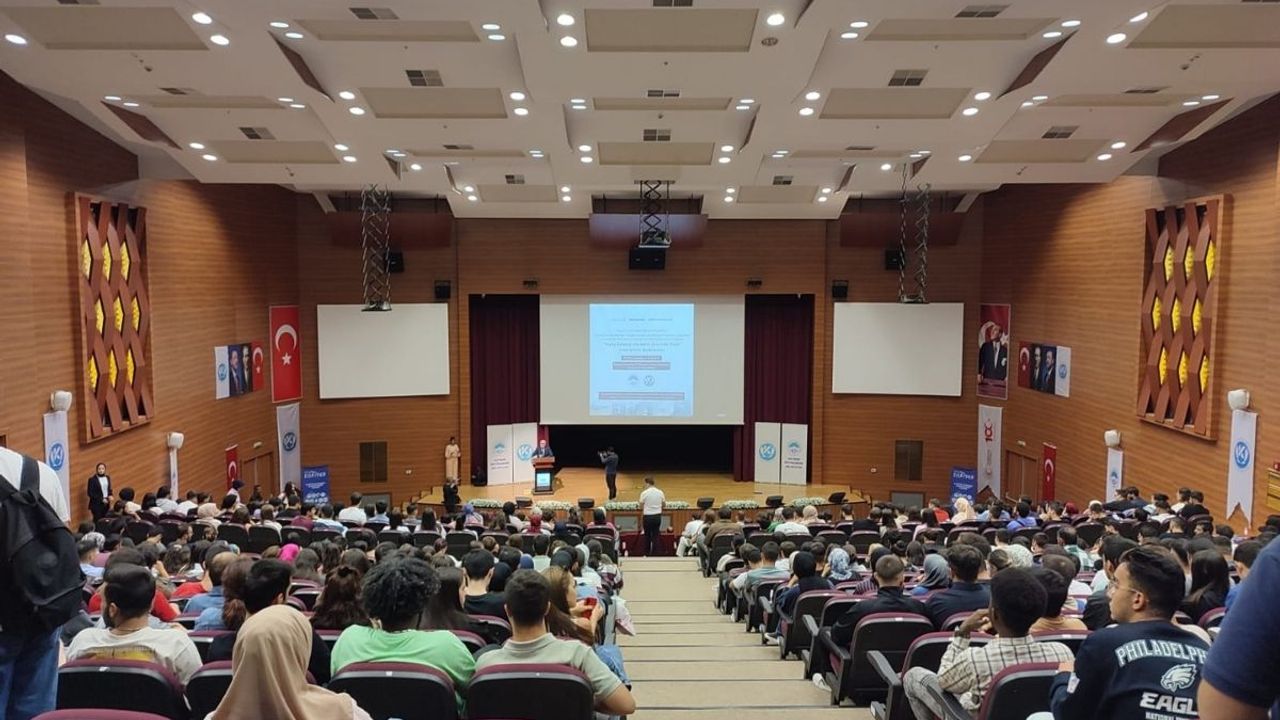 Kayseri Büyükşehir öğrencilerin yanında olmaya devam ediyor!