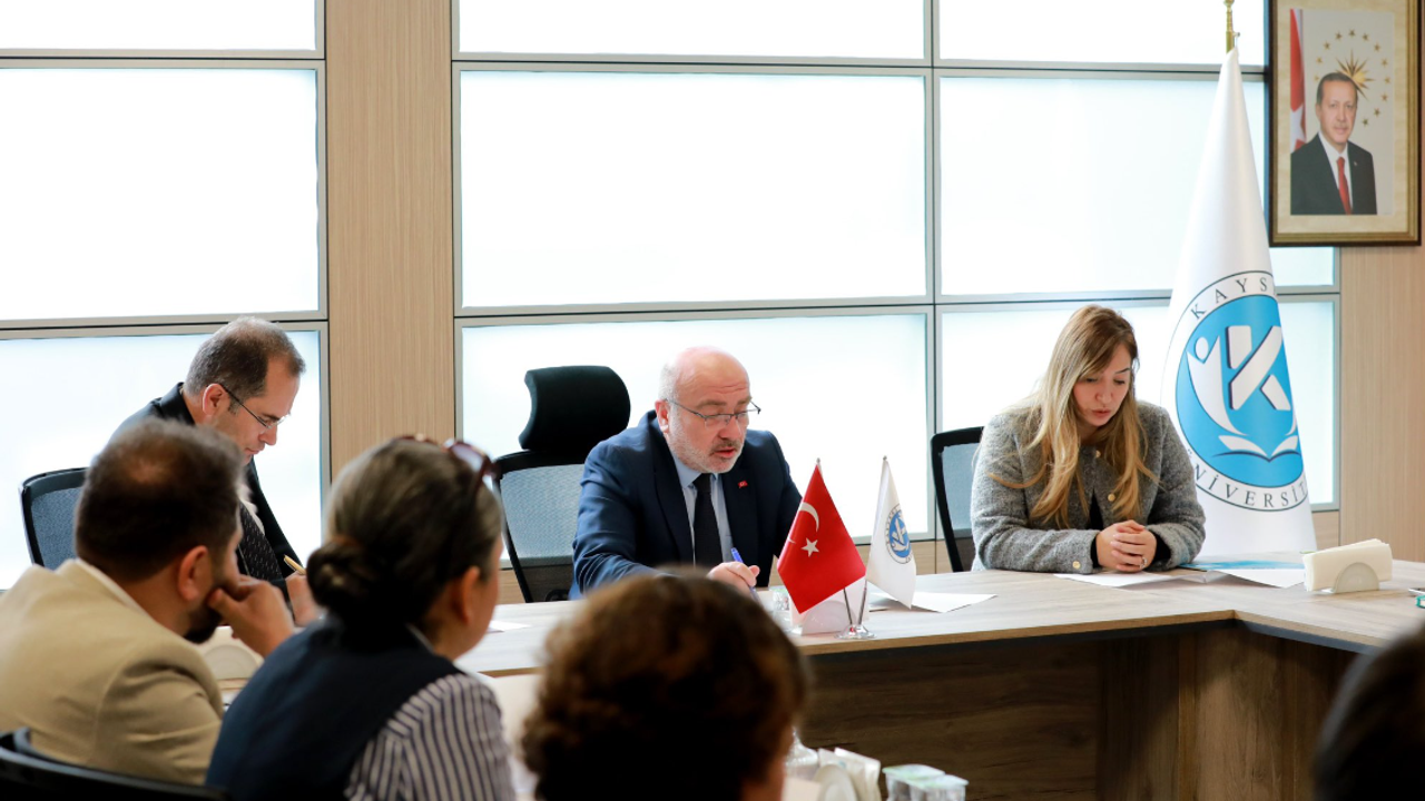 Kayseri Üniversitesi'nin sürdürülebilirlik raporunun tanıtımı yapıldı