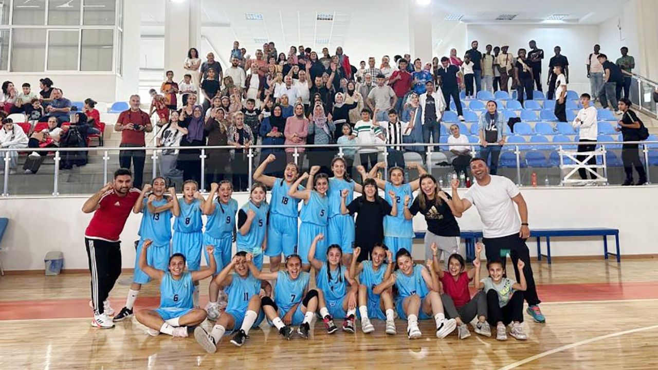 ERVA Spor basketbolda galibiyetle başladı!