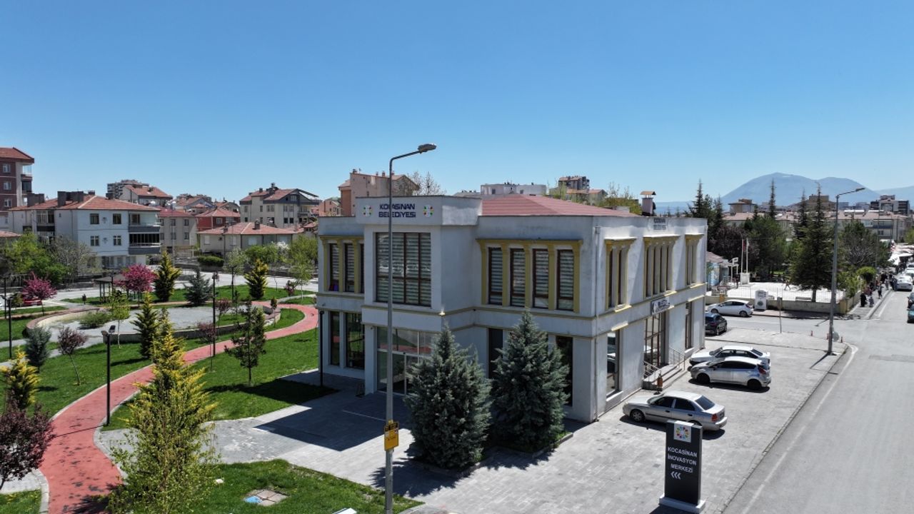 Kocasinan’da açılan bu merkez gençlere ışık tutuyor!