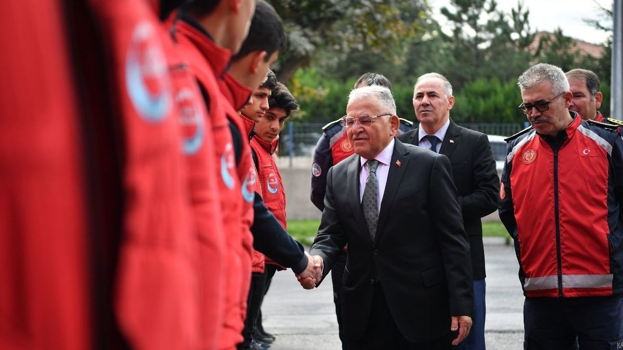 Büyükkılıç Ateş Savaşçılarını Ziyaret Etti!