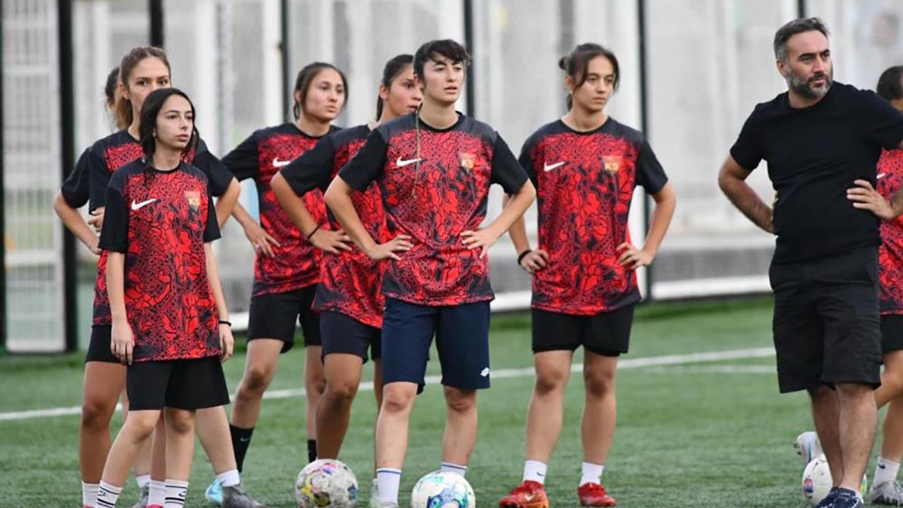 Kayseri Kadın FK İstanbul'da lige start verecek!