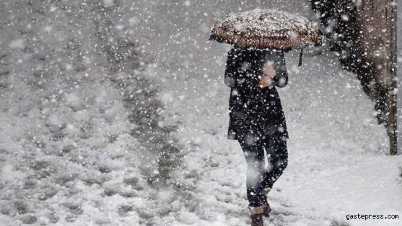 Kayseri’nin o ilçesi kara teslim oldu!