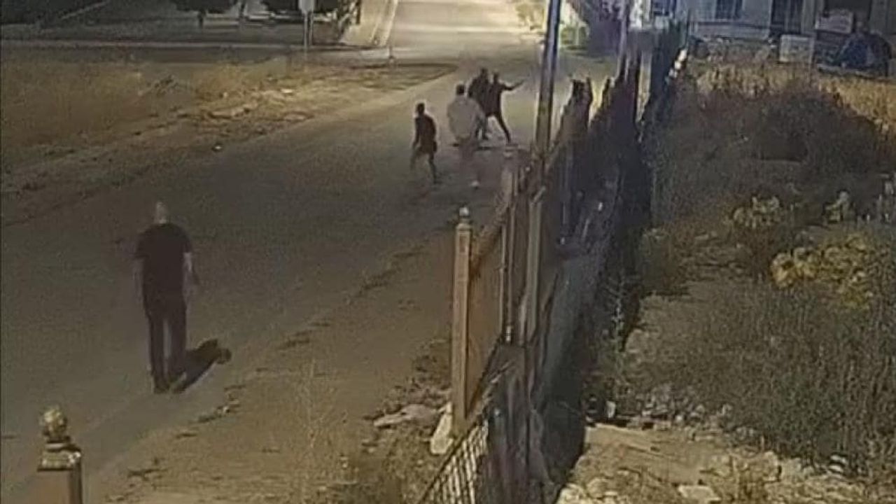 Kayseri’de kanlı biten alacak verecek kavgası kameralara yansıdı!