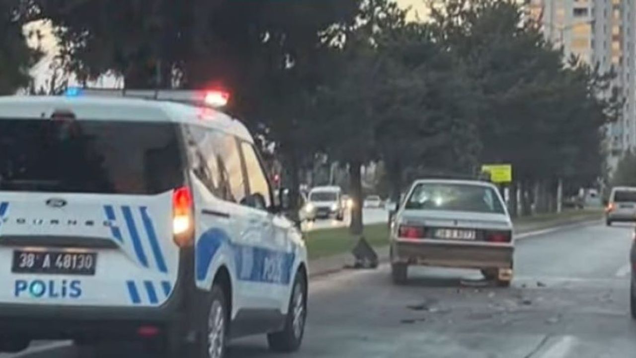 Kayseri’de korkutan kaza: Refüje çıktı!