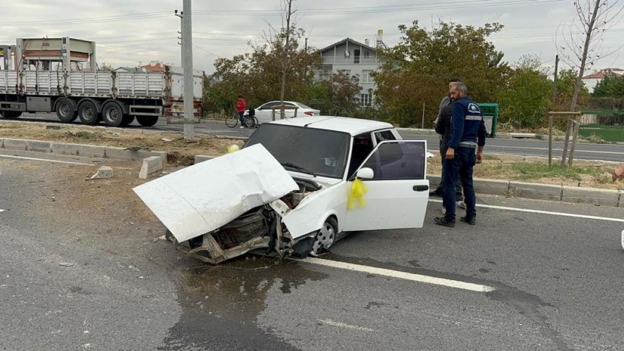 Kontrolden Çıkan Otomobil Hurdaya Döndü: 1 Yaralı!
