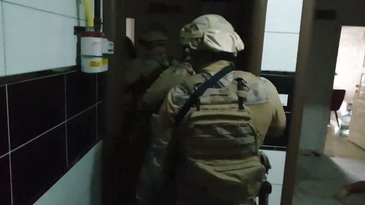 Polisin yakın takibe aldığı hırsızlar bakın nasıl yakalandı?