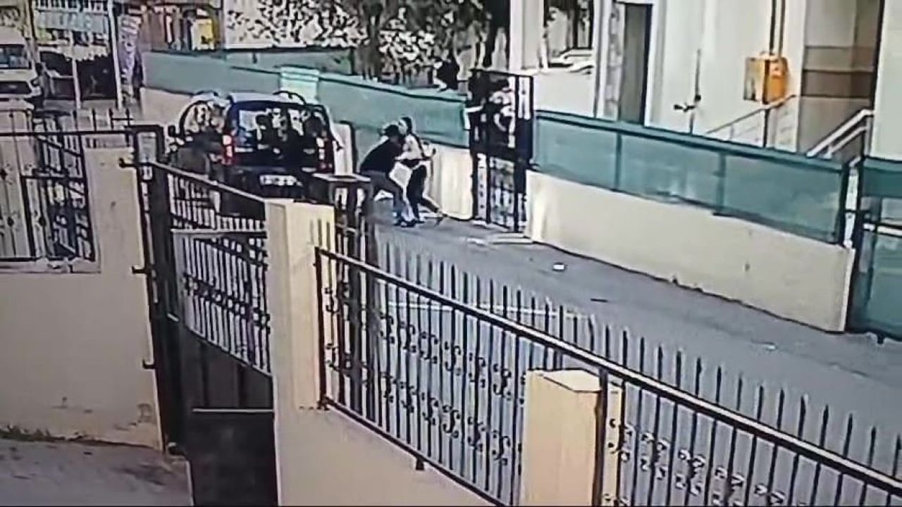 Korku dolu anlar: Boşanma aşamasındaki karısını sokak ortasında kaçırmaya çalıştı!