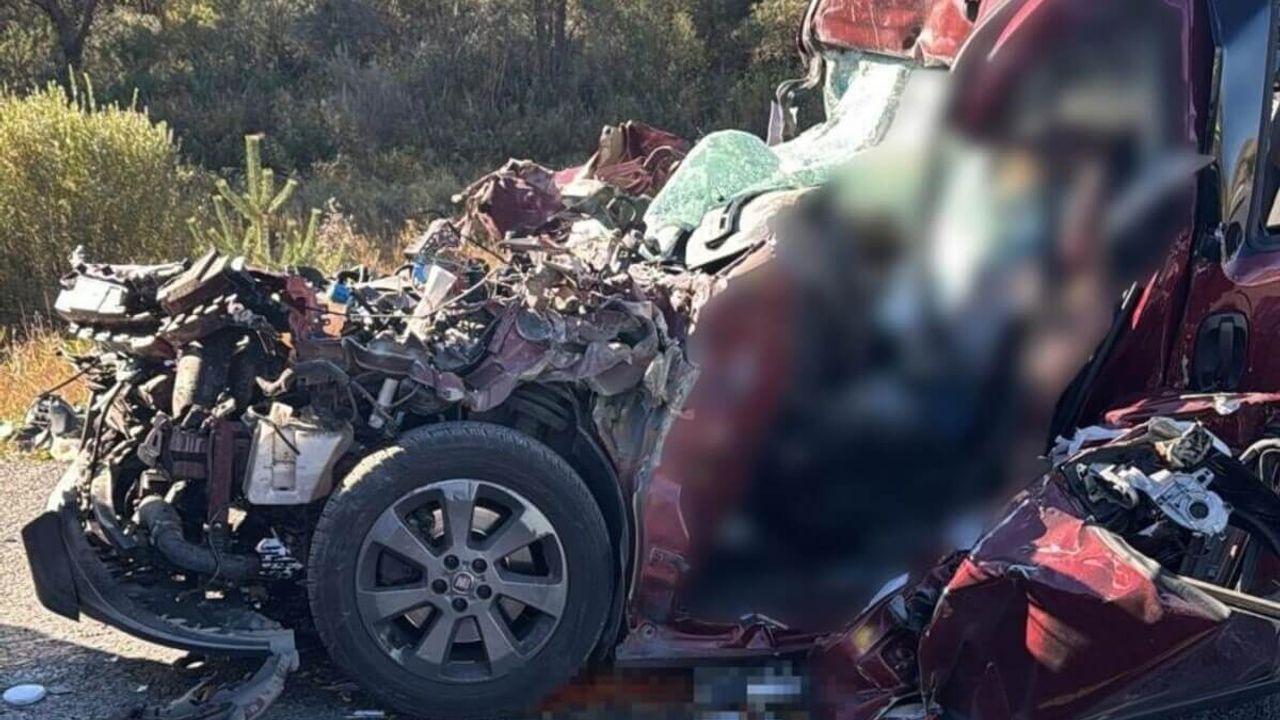 Korkunç Kaza! Bir Aile Yok Oldu 5 Ölü