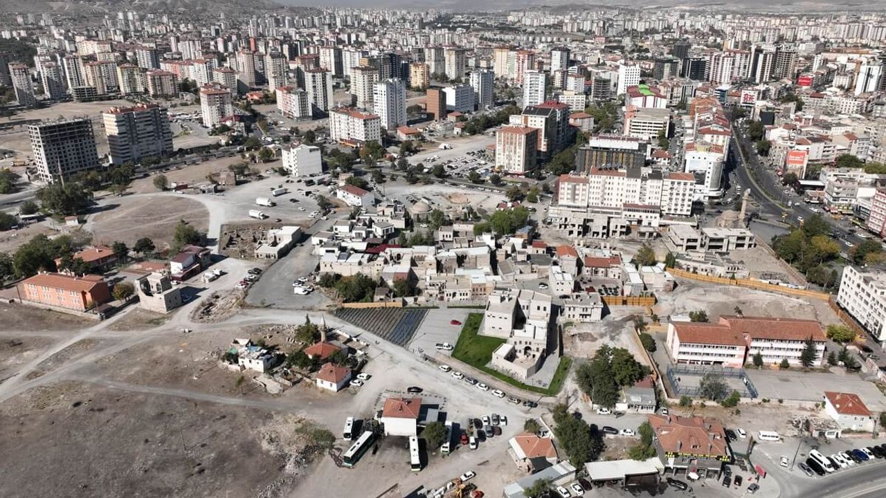 Kayseri'nin tarihi mahallesi büyüyor