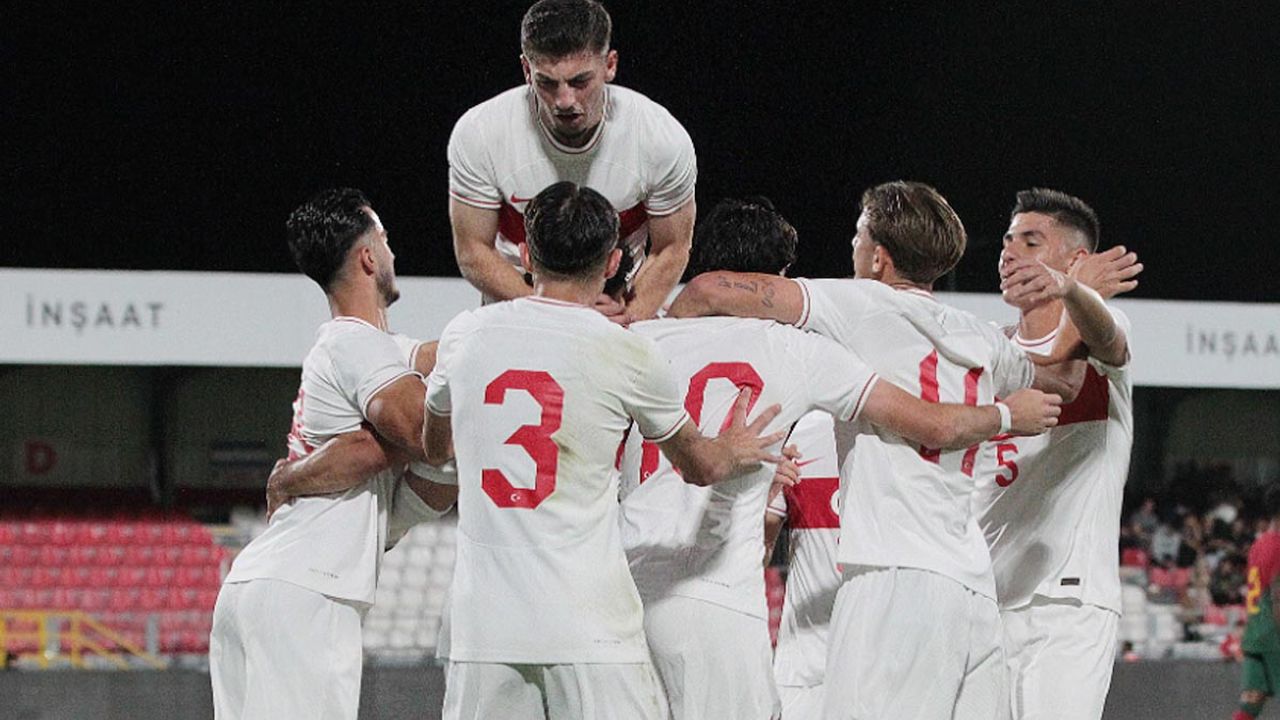 İki futbolcu Kayserispor’un gururu oldu!