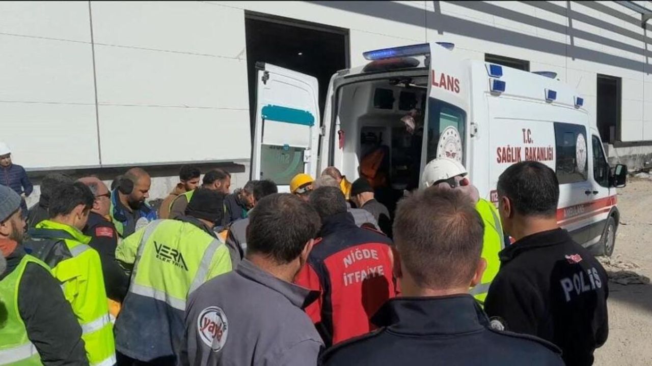 Dengesini kaybeden şantiye şefi metrelerce yükseklikten yere düştü!