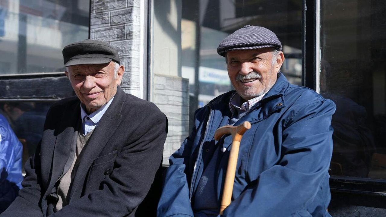65 yaş üzeri kronik hastalığı olanlar dikkat! Salgınlar kapıda