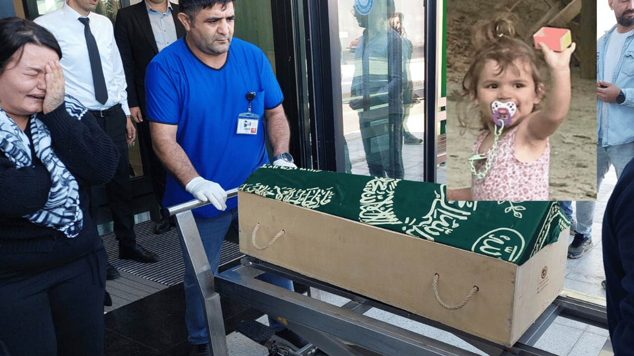Sıla bebeğin cenazesi çıkarken gözyaşlarını tutamadılar...