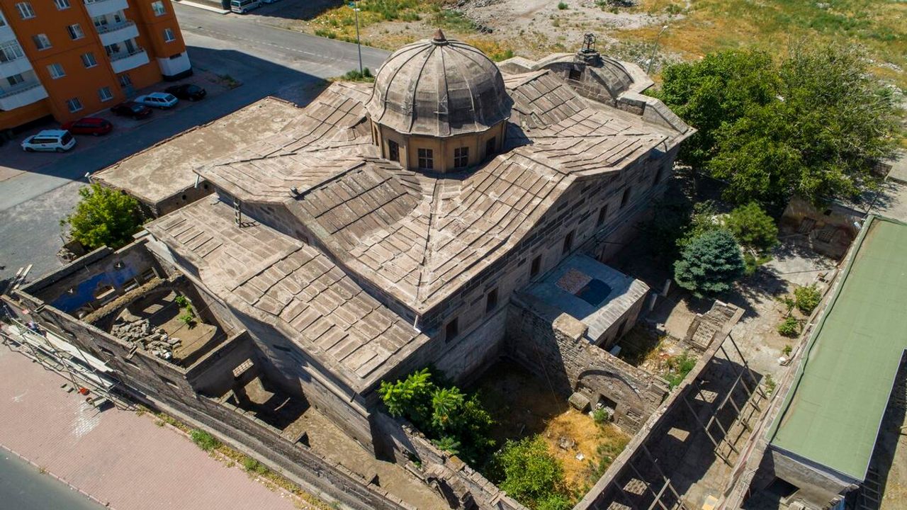 Kayseri’de İbadete Açık Tek Kilise Bakın Hangisi?