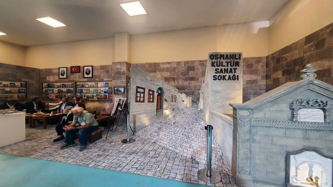 Talas Belediyesi Kitap Fuarı'na damga vurdu
