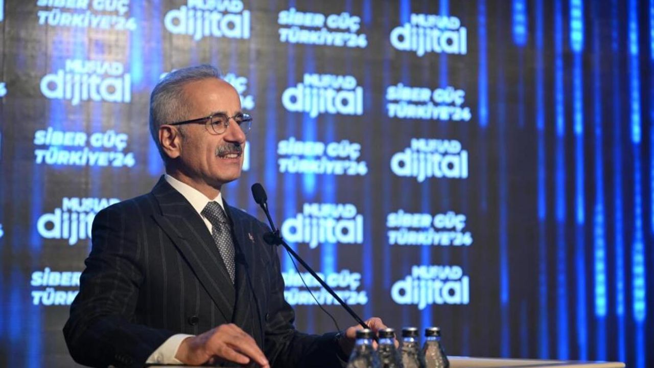 Ulaştırma Bakanı açıkladı: O sosyal medya hesaplarına erişim engeli geldi!