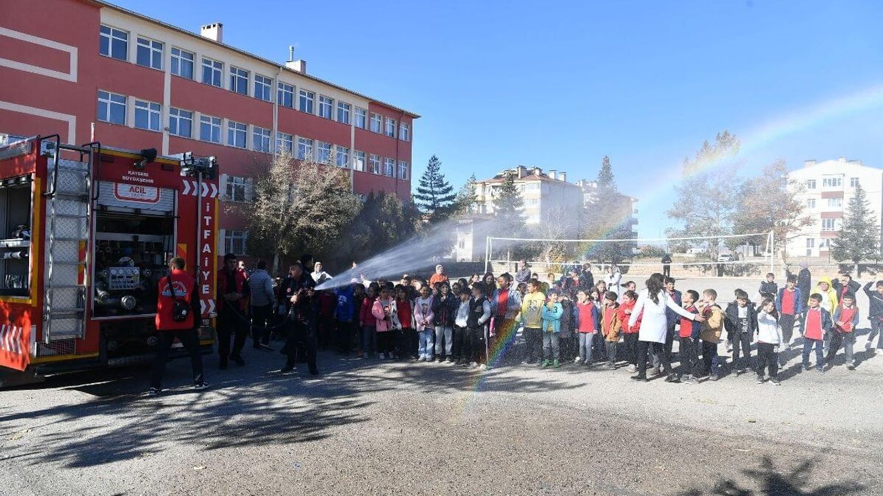 Kayseri'de öğrencilere dikkat çeken eğitim!