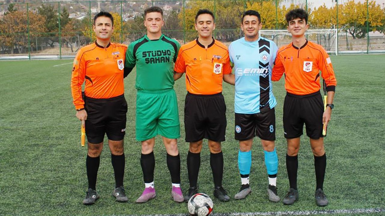 Döğergücü FK gol oldu yağdı!