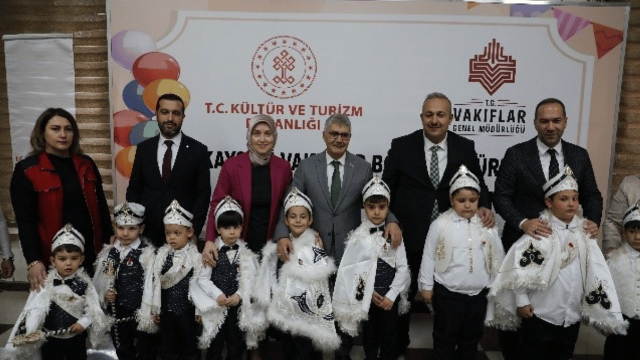 Kayseri Vakıflar Bölge Müdürlüğü'nden sünnet şöleni!