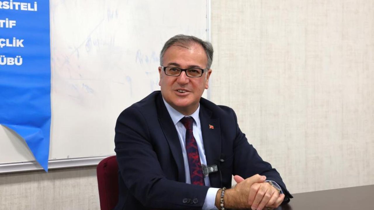 Hacılar Başkanı Özdoğan öğrencileriyle bir araya geldi