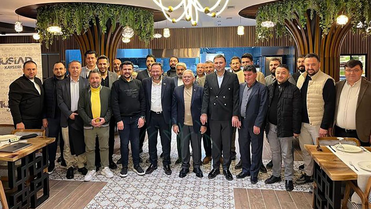 Başkan Büyükkılıç iş insanları ile buluştu!