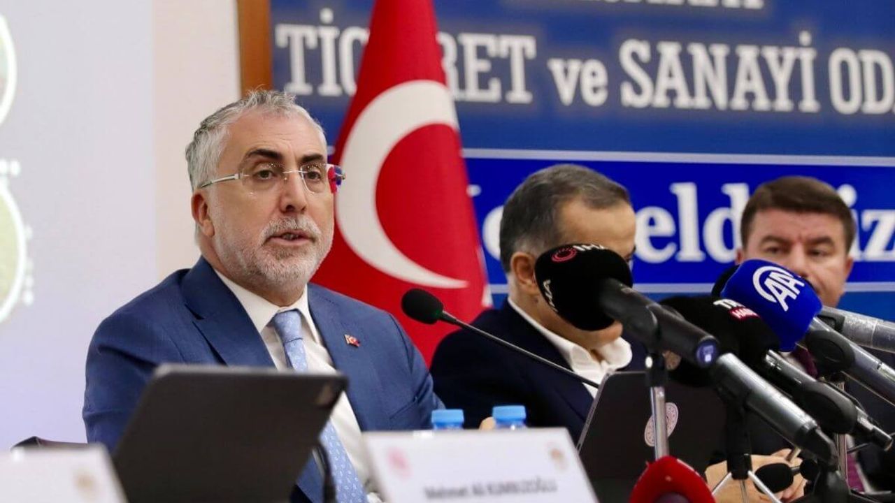 Bakan Işıkhan: Çalışma hayatını yüzyıllık vizyona yakışır hale getireceğiz