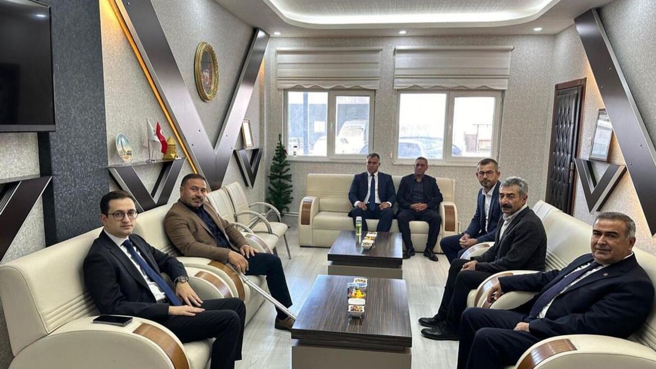 Kayseri’nin yeni kaymakamından o ilçe başkanına ziyaret!