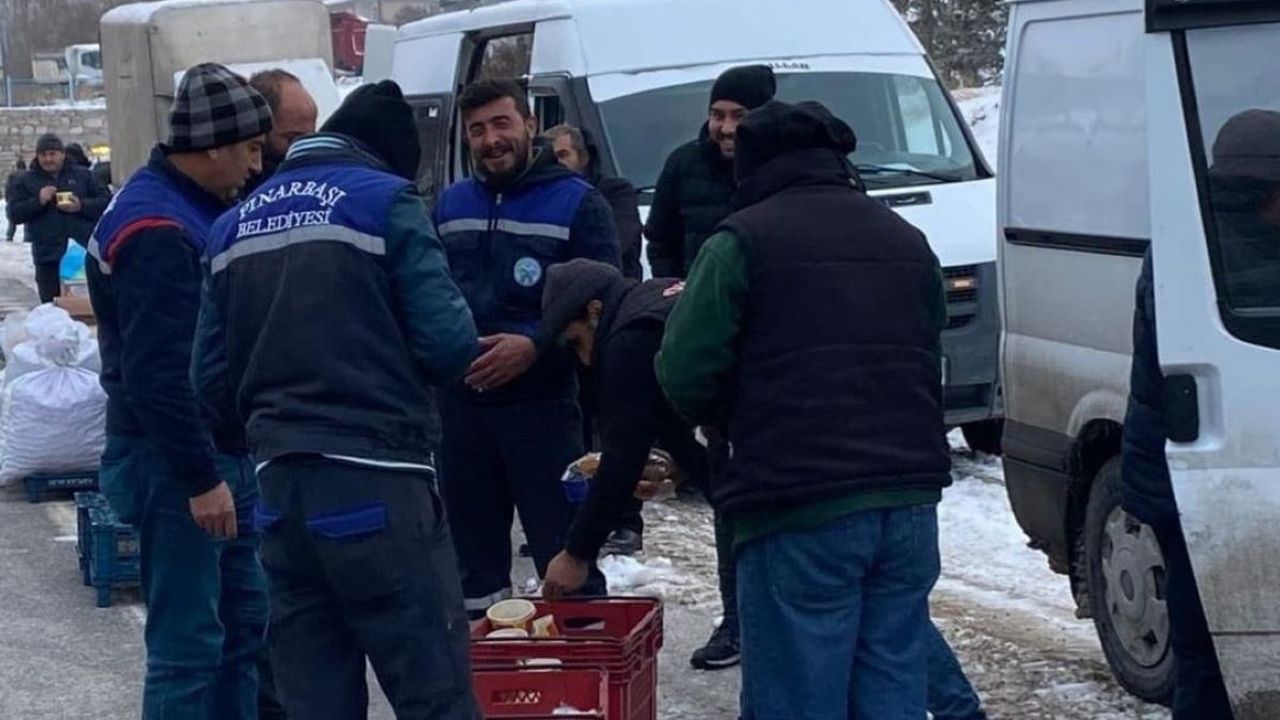 Kayseri’de yoğun kardan dolayı mahsur kaldılar!