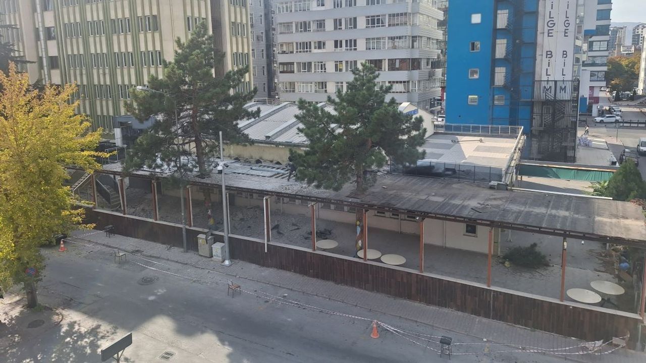 Kayseri’deki öğretmenevi yıkılıyor!