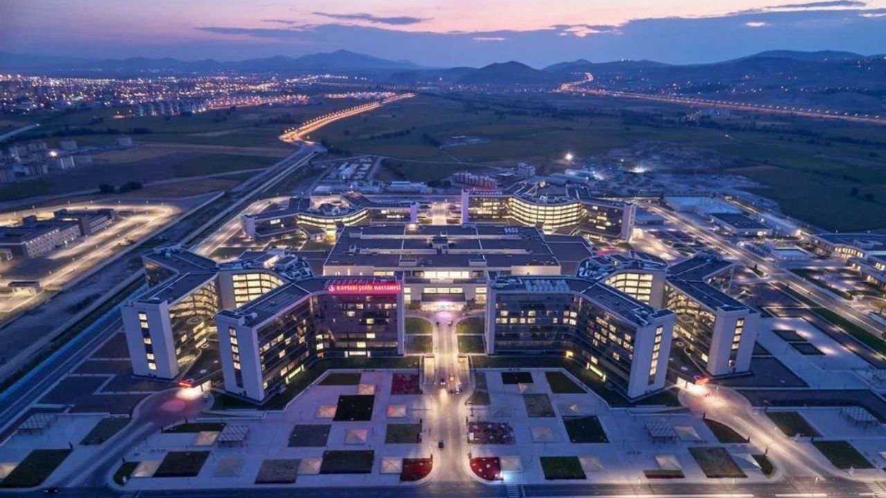 Kayseri Şehir Hastanesi'nden o hastalara anlamlı etkinlik!
