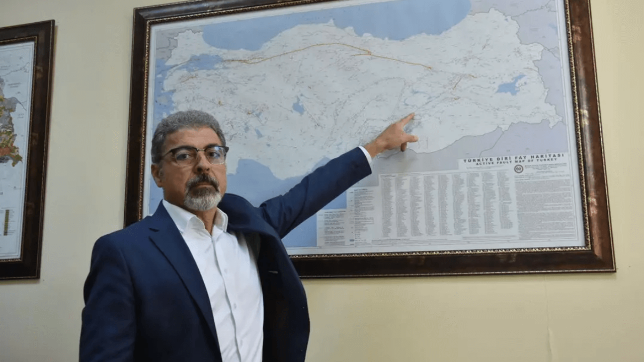 Uzman isim orayı işaret etti: Deprem tehlikesi bilinenden daha yüksek!