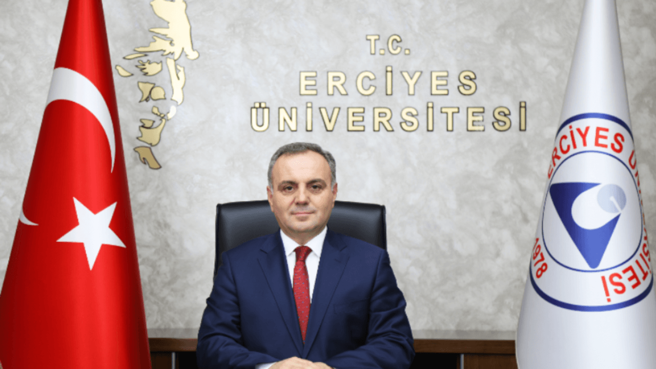 ERÜ Rektöründen anlamlı mesaj! 46. yılını böyle kutladı!