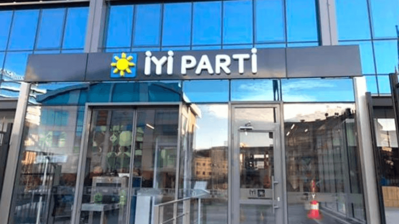 Kayseri’de İYİ Parti’den bir istifa daha!