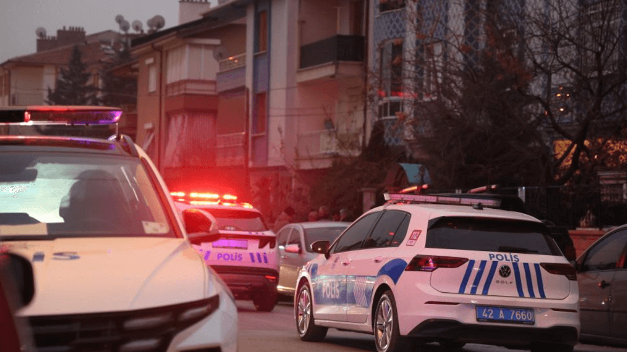 Haber alınamayan yaşlı çift evinde ölü bulundu!