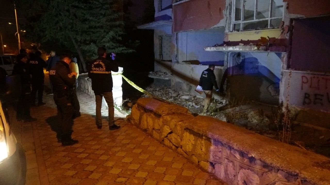 Hasarlı binada erkek bedeni bulundu!