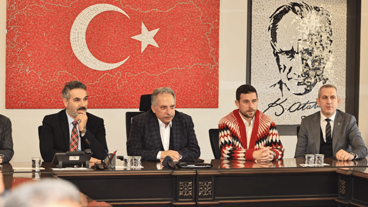 Güven tazeleyen ilçe başkanı, Mustafa Yalçın'a ziyarette bulundu!