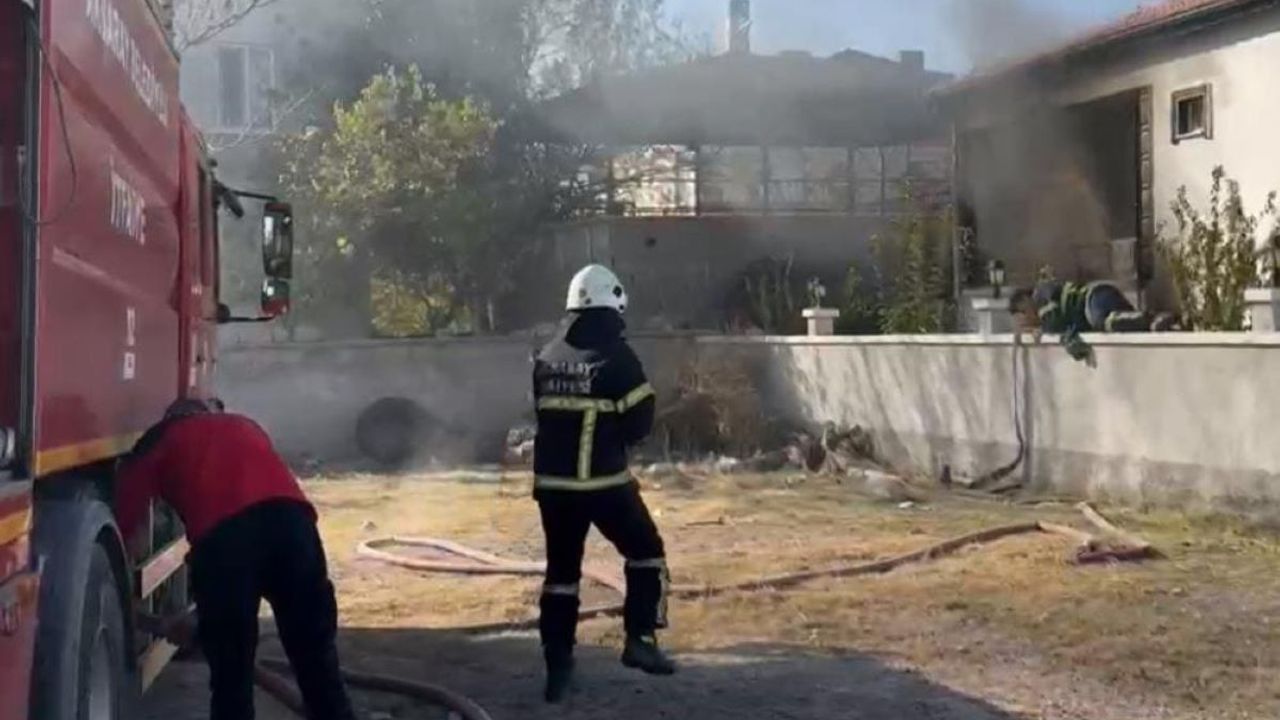 Müstakil evin bodrumu alevlere teslim oldu!